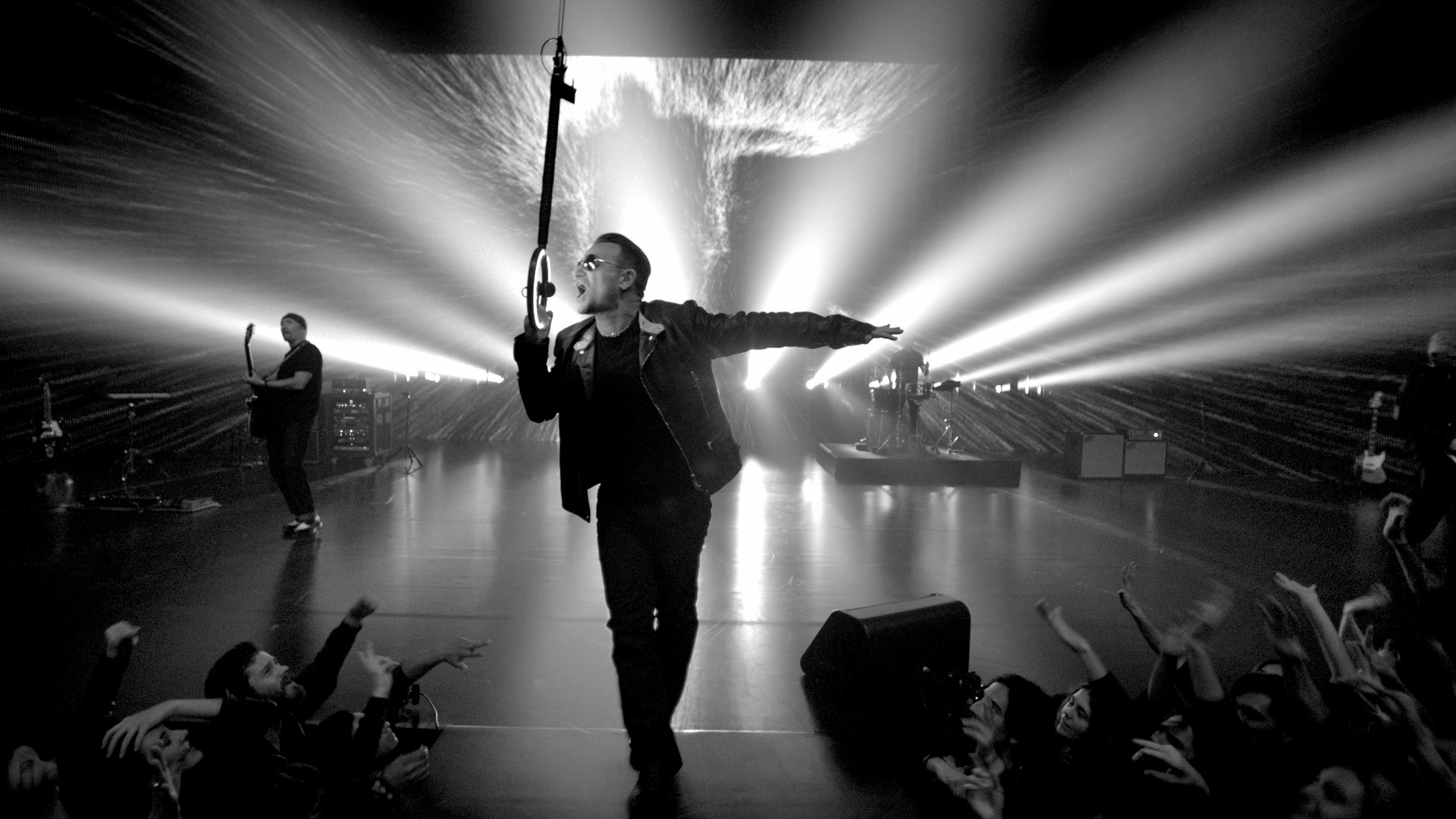 MEDIAVERTICALHEADER
